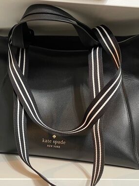 New Kate Spade tote bag with handles and shoulder straps, black NWT